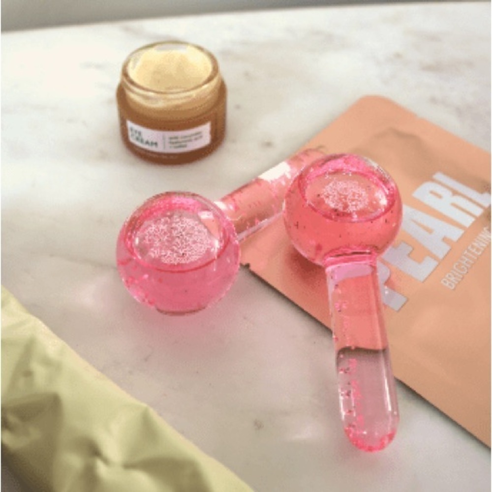NIB 💖 Willow Collective Cryo Glam Pink Glass Facial Cooling Ice Globes